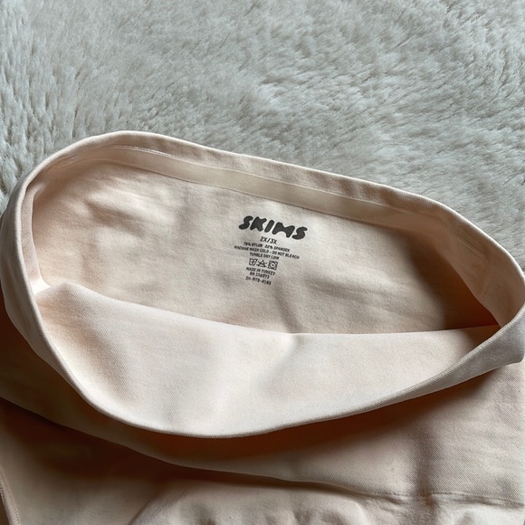SKIMS | Core Control Brief in Clay | 2X/3X - Picture 8 of 10